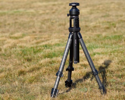 Heipi W28S 3-in-1 travel tripod