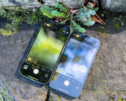 iPhone 14 Pro and iPhone 13 Pro