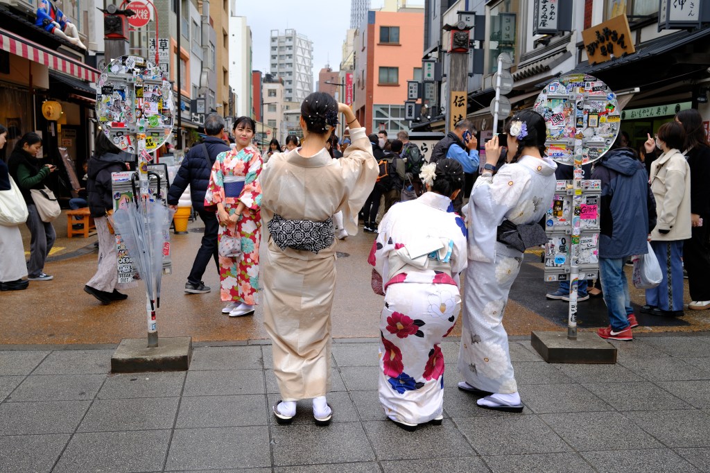 Photoshoot, Velvia. Photo Joshua Waller