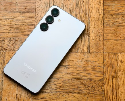 Samsung Galaxy S25. Image credit: Joshua Waller